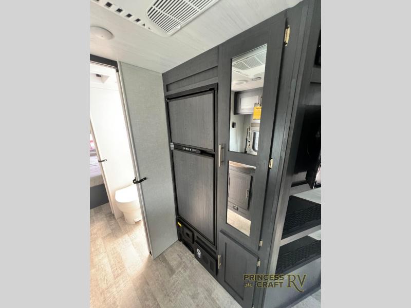 Modern fridge in R-Pod 201